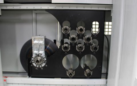 Automatic tool rack